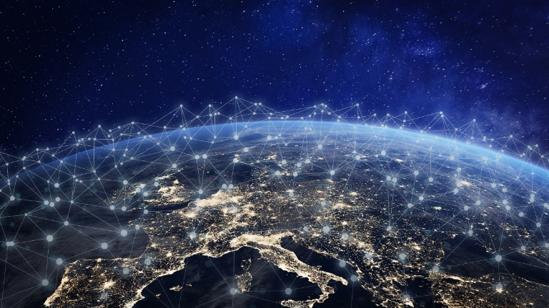 Digitales Netz umspannt den Globus
